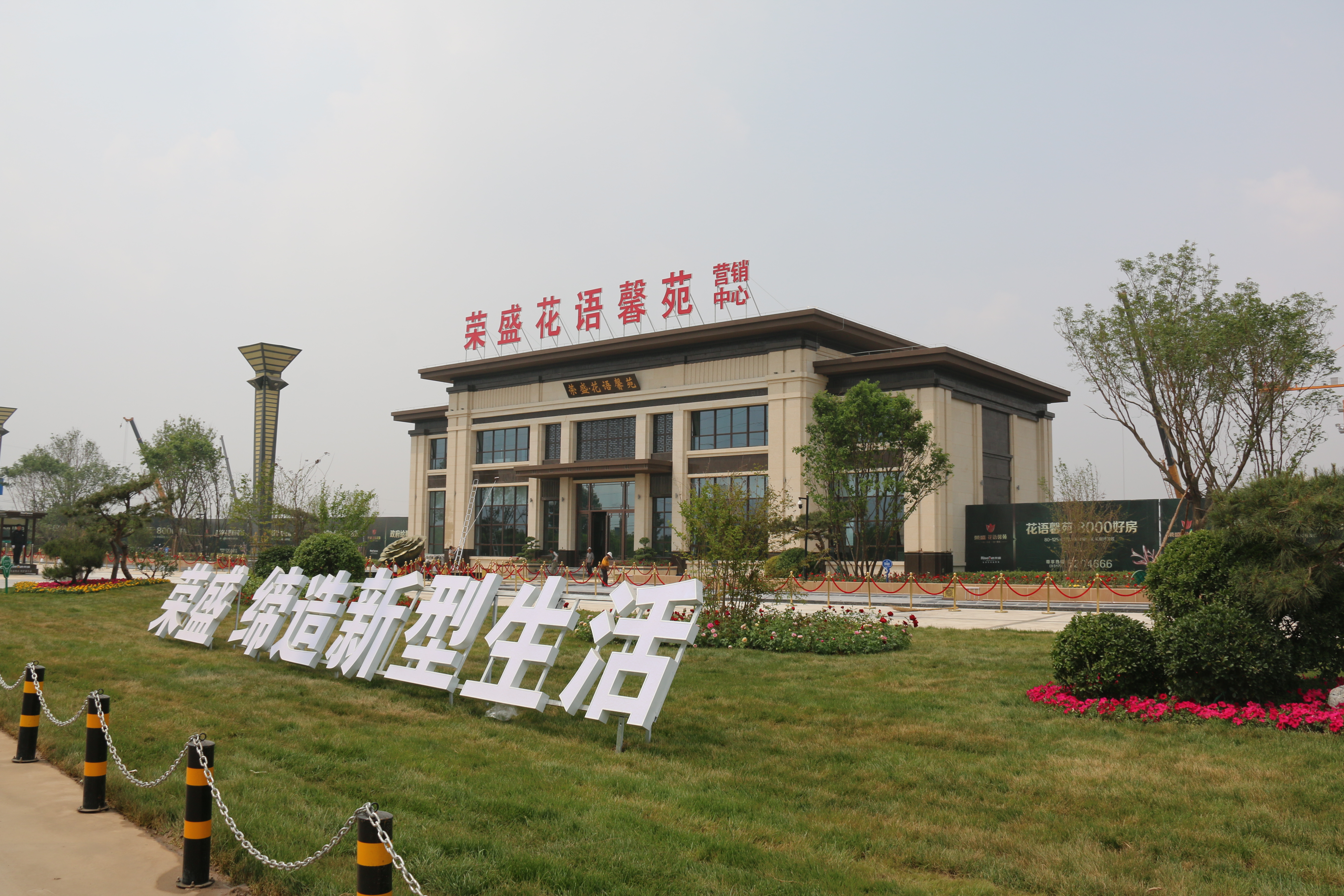 戶外廣告架子一般常用(yòng)哪種材料?